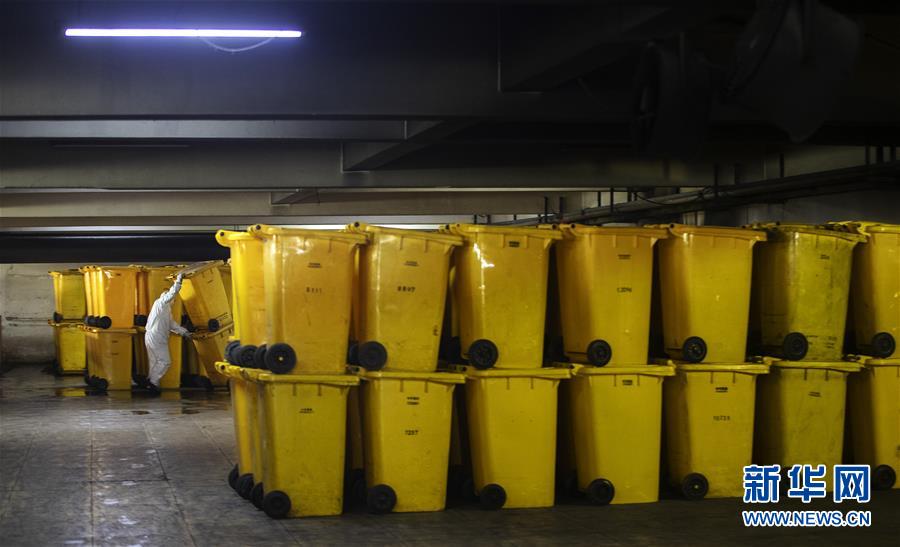 (聚焦疫情防控·圖文互動(dòng))(13)“隱蔽”防線上的阻擊戰(zhàn)——武漢醫(yī)療廢物處理從“全線告急”到“日產(chǎn)日清”