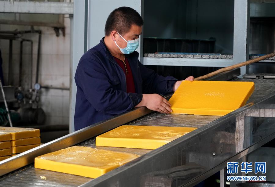 (來(lái)自一線的調(diào)查報(bào)告·圖文互動(dòng))(8)搶出一個(gè)身位謀發(fā)展——河南許昌經(jīng)濟(jì)復(fù)蘇見(jiàn)聞