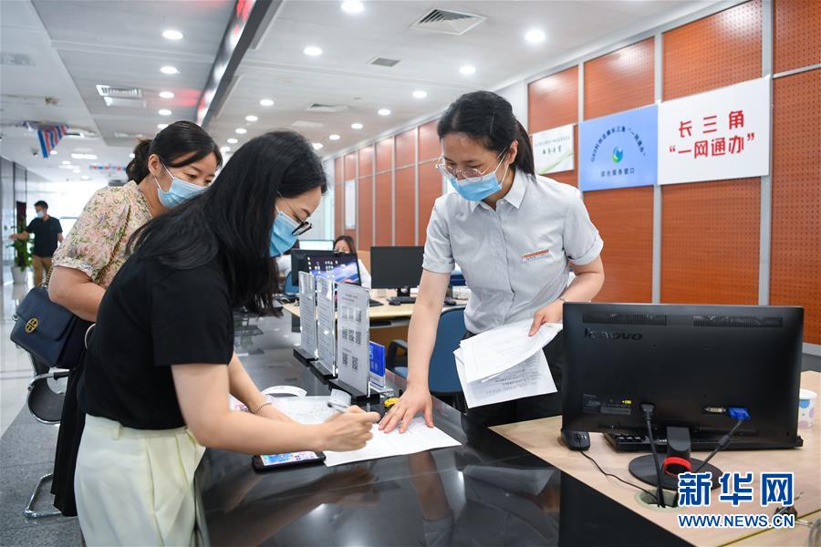 (新華全媒頭條·走向我們的小康生活·圖文互動)(14)解鎖幸福的密碼——“先行者”蘇州探路小康紀事