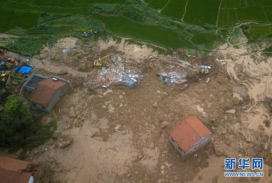 (防汛抗洪·圖文互動(dòng))(4)湖北黃梅山體滑坡事故救援紀(jì)實(shí)
