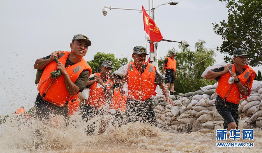 (防汛抗洪·一線人物·圖文互動)(2)集智戰(zhàn)洪魔——陸軍某舟橋旅重舟一營抗洪記事