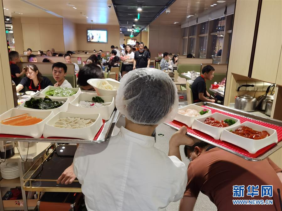 （在習近平新時代中國特色社會主義思想指引下——新時代新作為新篇章·習近平總書記關切事·圖文互動）（2）珍惜盤中餐，狠剎浪費風——各地積極行動堅決制止餐飲浪費