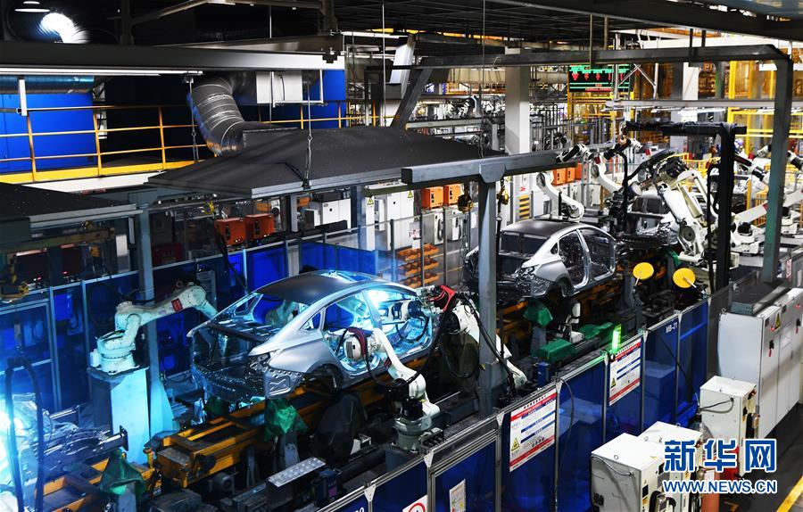 (新華全媒頭條·走向我們的小康生活·圖文互動(dòng))(14)大城大鄉(xiāng)的“幸福協(xié)奏曲”——重慶推動(dòng)高質(zhì)量發(fā)展創(chuàng)造高品質(zhì)生活紀(jì)事