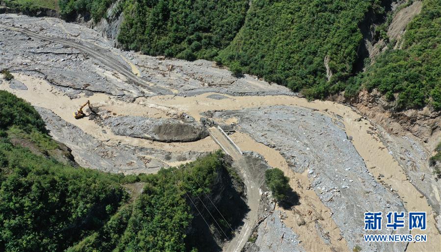 （防汛抗洪·圖文互動(dòng)）（3）七夕前夜，為莫諾村架起“生命之橋”