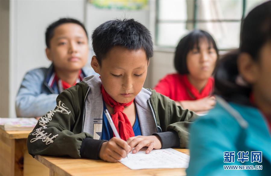 （新華全媒頭條·決戰(zhàn)決勝脫貧攻堅·督戰(zhàn)未摘帽貧困縣·圖文互動）（11）不獲全勝，決不收兵——全國52個掛牌督戰(zhàn)貧困縣脫貧攻堅紀實