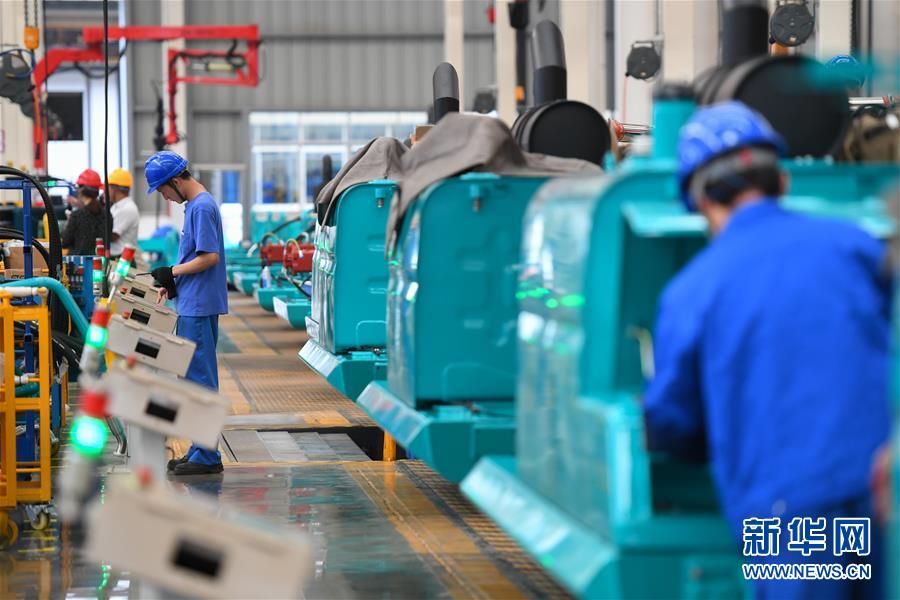 (在習(xí)近平新時代中國特色社會主義思想指引下——新時代新作為新篇章·習(xí)近平總書記關(guān)切事·圖文互動)(3)推動高質(zhì)量發(fā)展 “湘”當(dāng)有作為