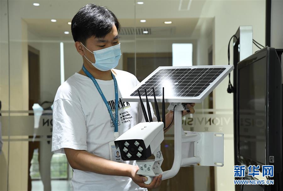 (新華全媒頭條·圖文互動(dòng))(7)逆勢(shì)增長(zhǎng)5.9%的背后——中關(guān)村創(chuàng)新地標(biāo)里蘊(yùn)藏的發(fā)展密碼