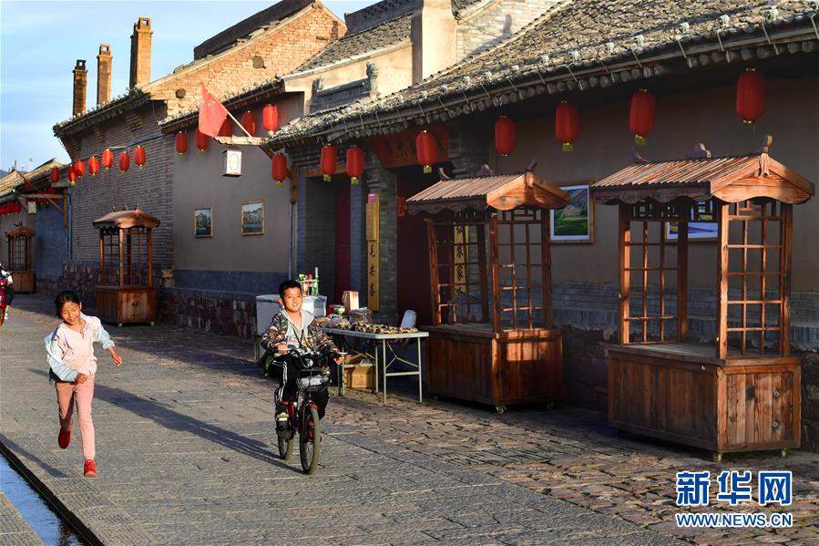 (集中連片特困地區(qū)貧困村調研行·圖文互動)(3)芝麻開花節(jié)節(jié)高——山西岢嵐縣宋家溝村脫貧調查