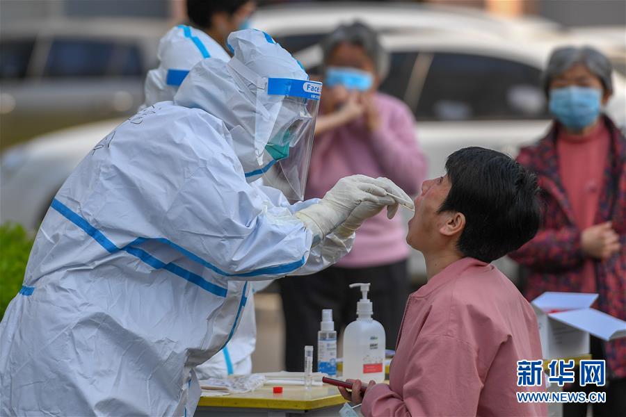 （新華全媒頭條·兩會(huì)精神看落實(shí)·圖文互動(dòng)）（5）整體謀劃、系統(tǒng)升級(jí)、全面提升——落實(shí)全國(guó)兩會(huì)精神織牢織密公共衛(wèi)生防護(hù)網(wǎng)