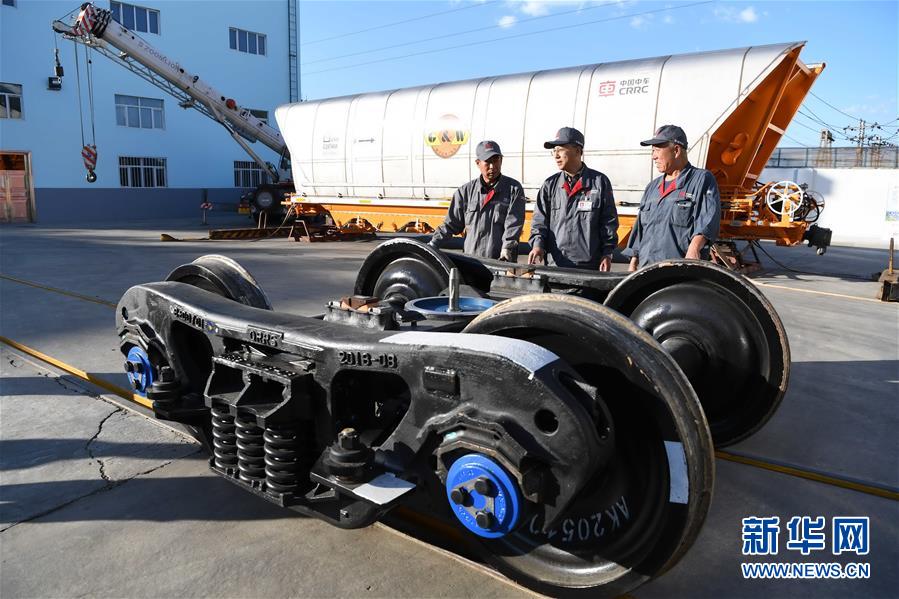 (新華全媒頭條·圖文互動(dòng))(5)奮力書寫東北振興的時(shí)代新篇——習(xí)近平總書記調(diào)研東北三省并主持召開深入推進(jìn)東北振興座談會紀(jì)實(shí)