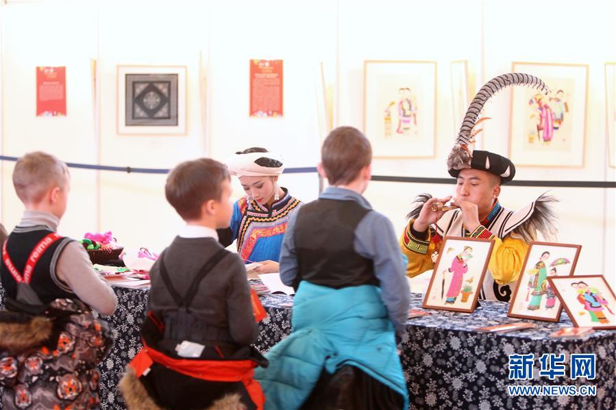 （新華全媒頭條·出訪·側(cè)記·圖文互動(dòng)）（4）你好老朋友！開啟新時(shí)代！——習(xí)近平主席和普京總統(tǒng)引領(lǐng)中俄全面戰(zhàn)略協(xié)作伙伴關(guān)系邁入新時(shí)代