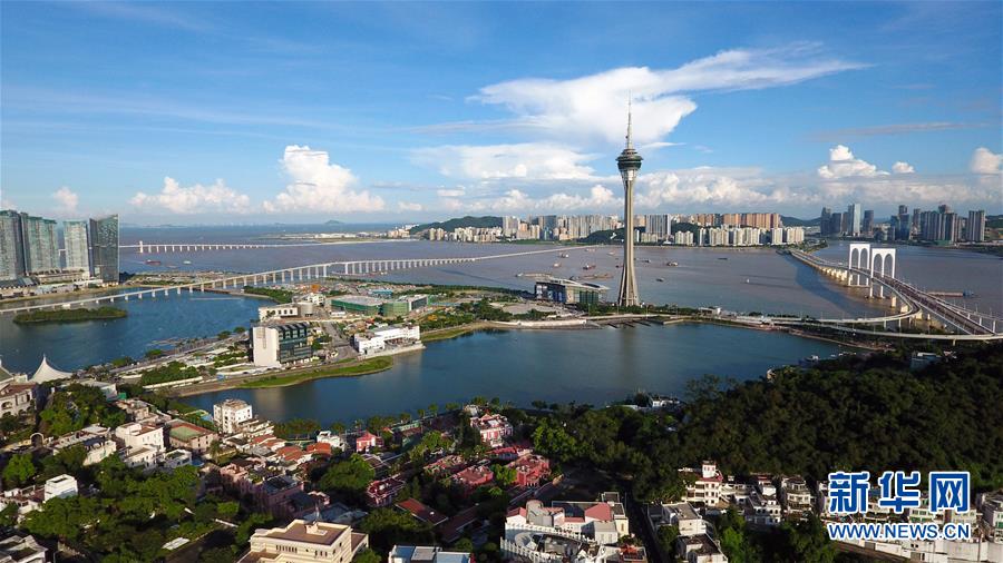 (澳門回歸20周年·新華全媒頭條·圖文互動)(2)盛世濠江恰如春——習近平主席視察澳門特別行政區(qū)紀實