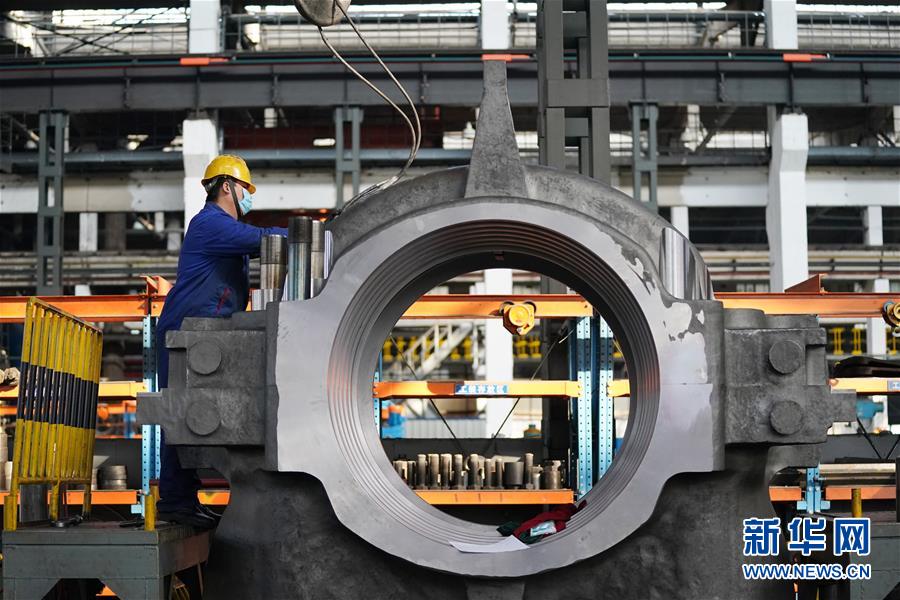 (在習(xí)近平新時(shí)代中國特色社會(huì)主義思想指引下——新時(shí)代新作為新篇章·習(xí)近平總書記關(guān)切事·圖文互動(dòng))(2)穩(wěn)住外貿(mào)“朋友圈”——我國各地精準(zhǔn)施策穩(wěn)外貿(mào)基本盤