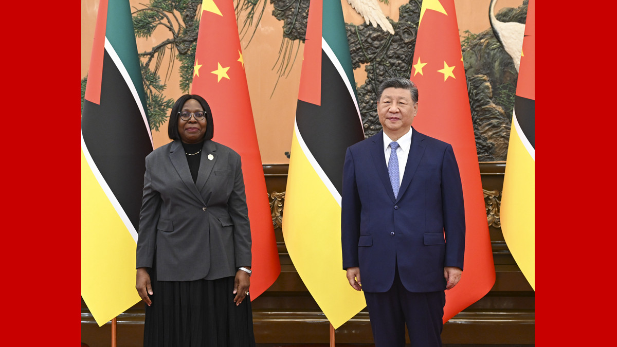 習(xí)近平會(huì)見莫桑比克總理萊維