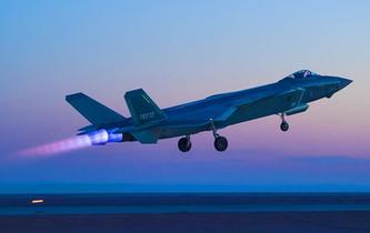 空軍首支殲-20部隊開展多型新機編隊協(xié)同戰(zhàn)術訓練