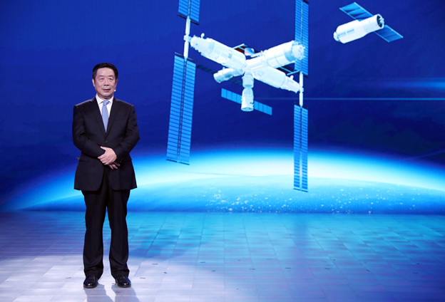 將要建造的空間站基本構(gòu)型有三個艙，構(gòu)成英文T字型