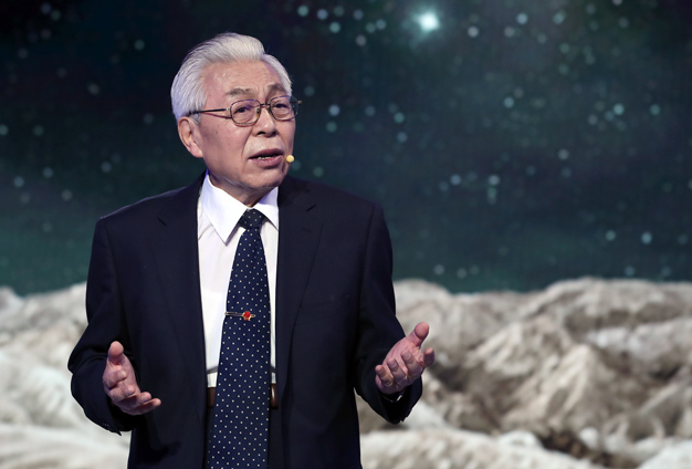 雖然已經(jīng)84歲了，但我還會(huì)加倍努力。