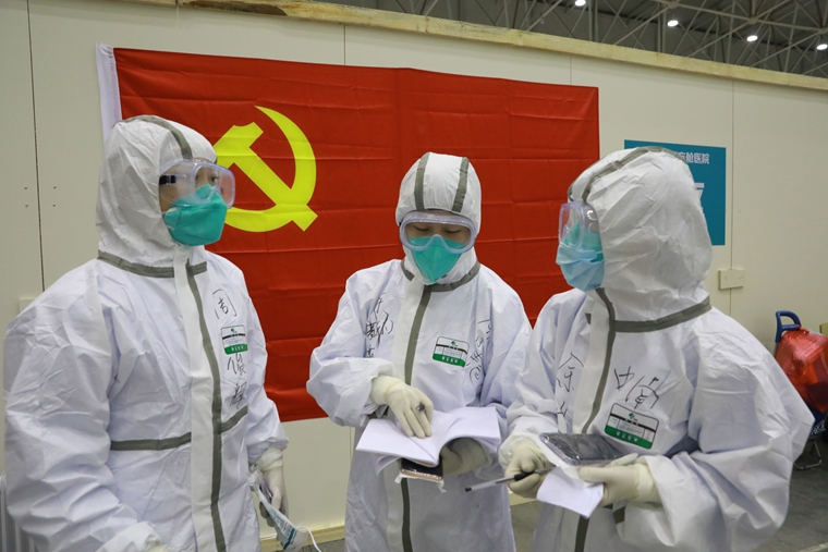 辛識(shí)平：黨員站立的位置，就是守護(hù)人民的防線