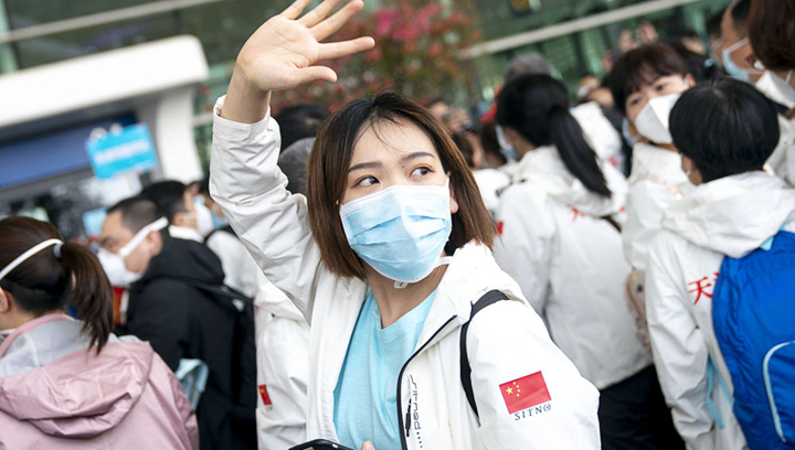 揮別武漢，她又回到“紅區(qū)”