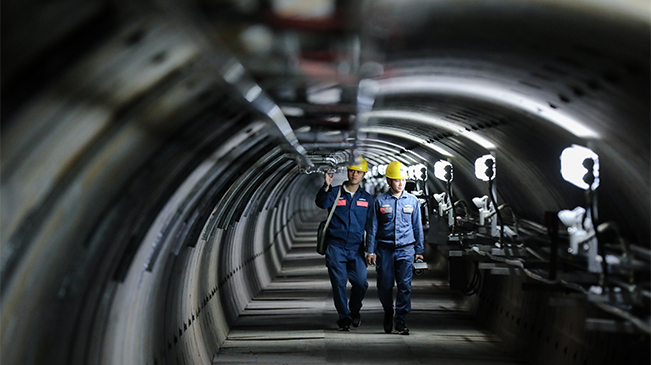 新春走基層丨“機(jī)器人”保供電？這個(gè)春節(jié)很有科技范兒！