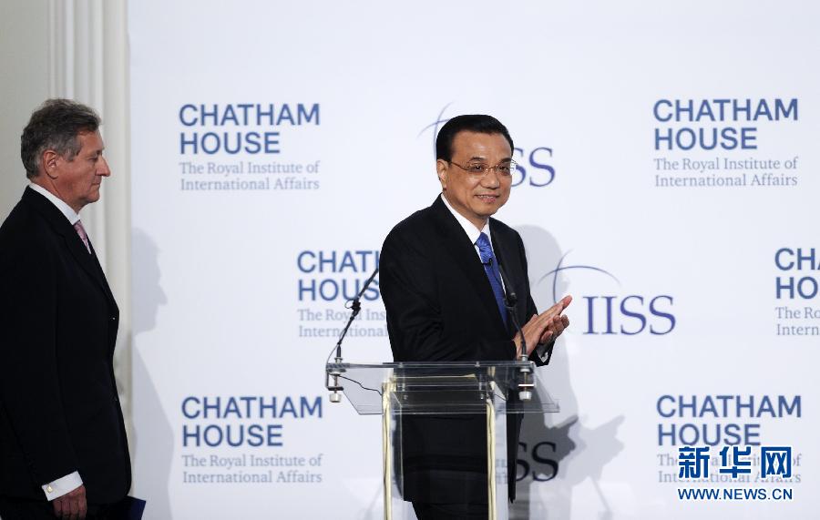 6月18日，國(guó)務(wù)院總理李克強(qiáng)在倫敦金融城市長(zhǎng)官邸面向英國(guó)皇家國(guó)際問(wèn)題研究所和國(guó)際戰(zhàn)略研究所兩大智庫(kù)發(fā)表題為《共建包容發(fā)展的美好世界》的演講。新華社記者 張鐸 攝