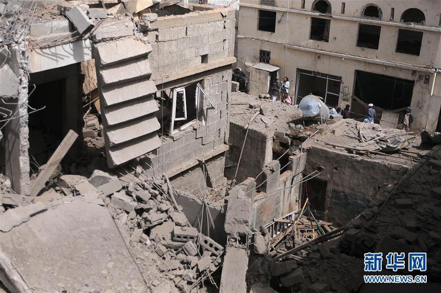 (國際)(2)沙特領(lǐng)導(dǎo)的多國聯(lián)軍空襲也門致9人死亡