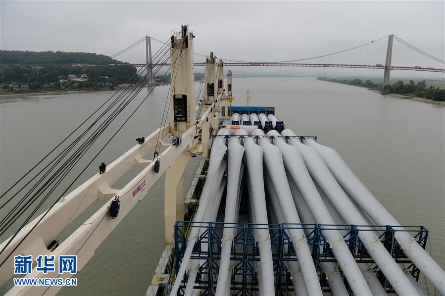 (國際)“天恩”輪首次經“冰上絲綢之路”抵達歐洲