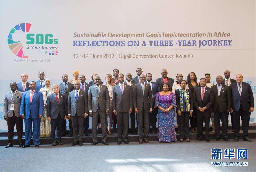 (國際)(3)盧旺達總統(tǒng)發(fā)布報告稱非洲實現可持續(xù)發(fā)展目標面臨四大問題