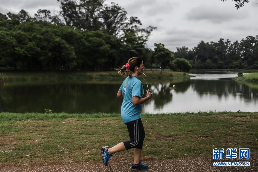 (國(guó)際疫情·圖文互動(dòng))(2)記者手記:巴西各地嚴(yán)陣以待防范疫情擴(kuò)散
