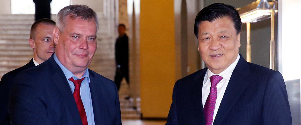 劉云山會(huì)見芬蘭社民黨主席、財(cái)政部長林內(nèi)