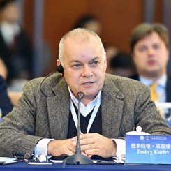 今日俄羅斯國(guó)際新聞通訊社社長(zhǎng)基謝廖夫呼吁建立金磚國(guó)家信息網(wǎng)、金磚國(guó)家電臺(tái)