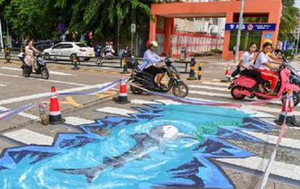 “海洋世界”3D立體斑馬線亮相?？? />  
<div>“海洋世界”3D立體斑馬線亮相?？?/div>
</a> 
</div>
<div   id=