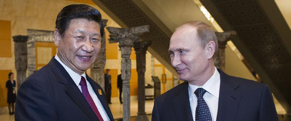 2013年10月，習近平在印尼巴厘島會見普京