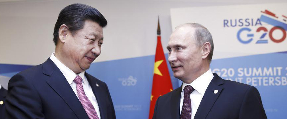 2013年9月，習(xí)近平在圣彼得堡會(huì)見普京